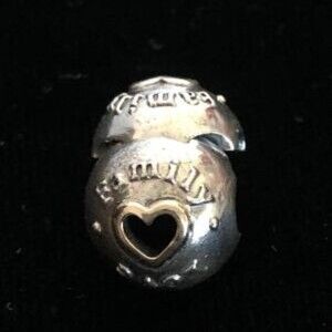 PANDORA FAMILY AND LOVE CLIP